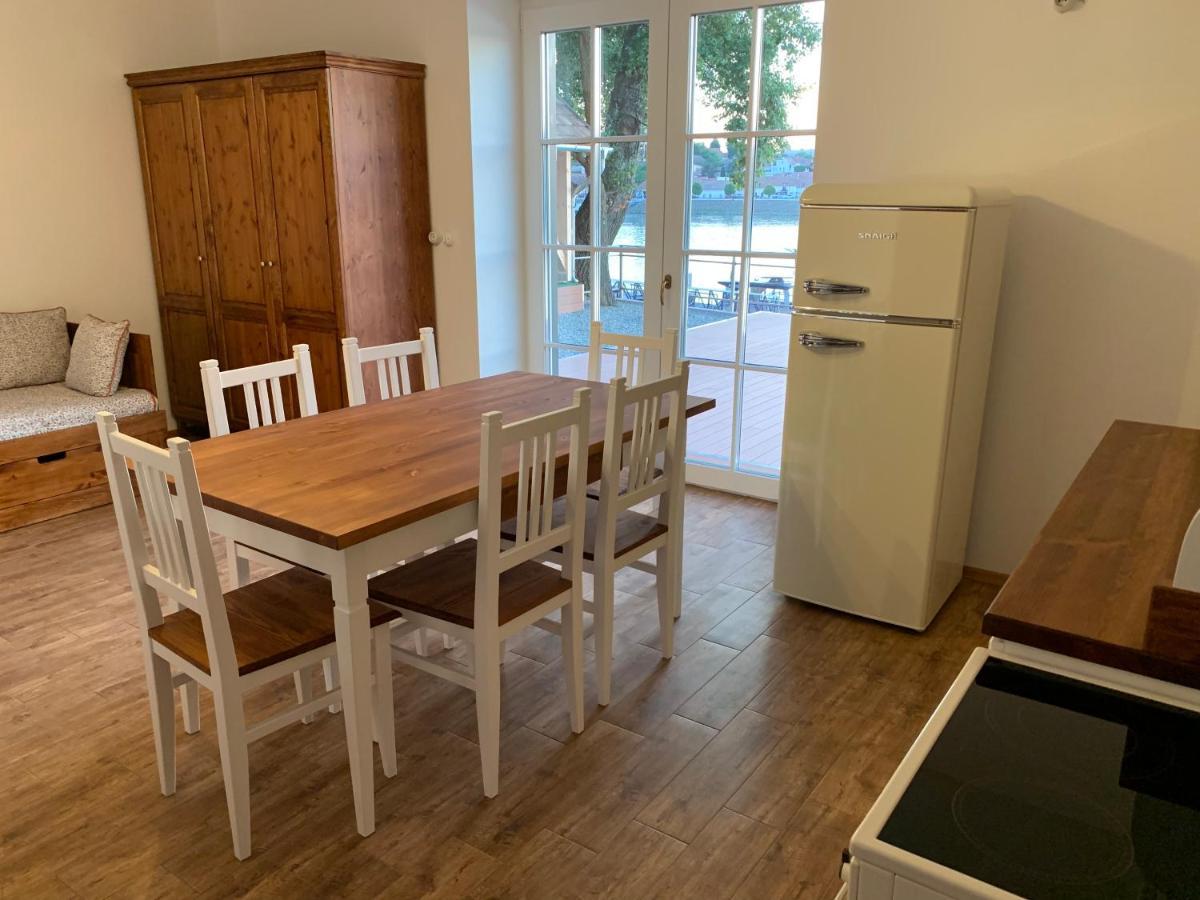 Szazesztendos Reveszhaz Apartman Szigetmonostor Bagian luar foto