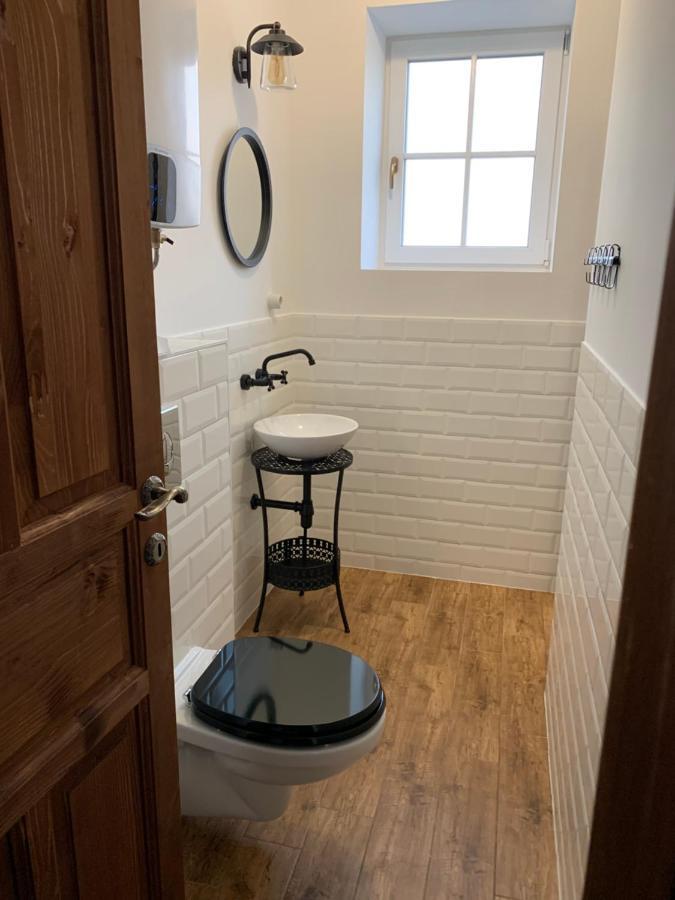 Szazesztendos Reveszhaz Apartman Szigetmonostor Bagian luar foto