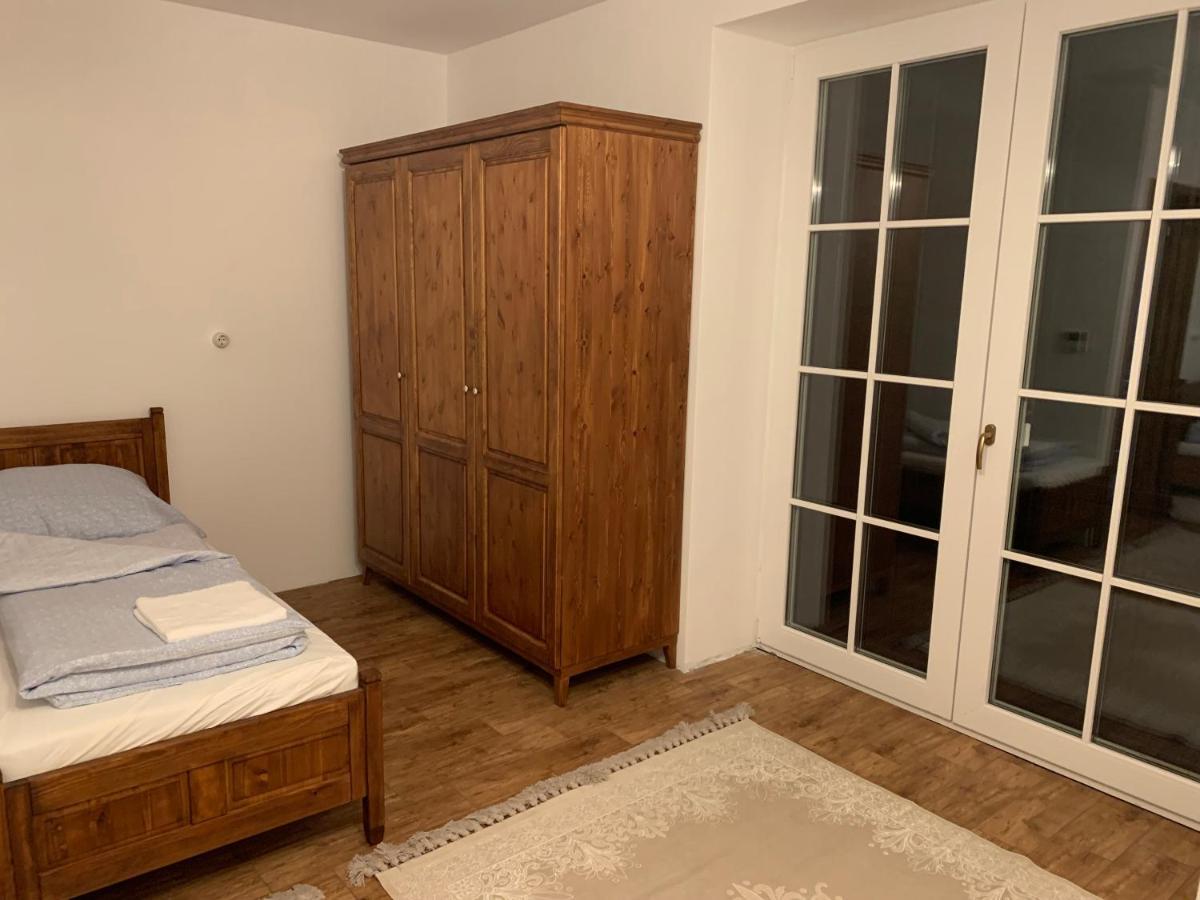 Szazesztendos Reveszhaz Apartman Szigetmonostor Bagian luar foto